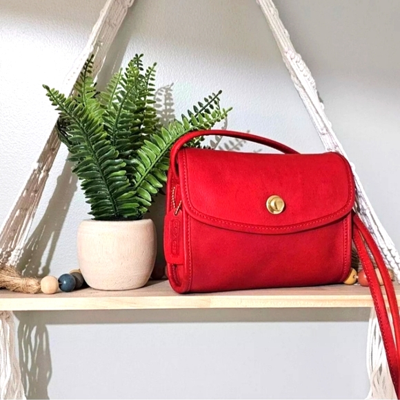 VINTAGE COACH CHRYSTIE FLAP CROSSBODY SHOULDER BAG (RED) 9892 - Picture 9 of 15